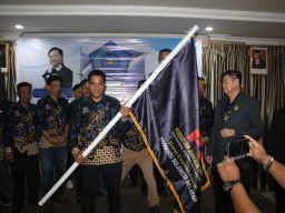 Ketua Umum PJI Melantik dan Mengukuhkan Pengurus DPD PJI Sulsel