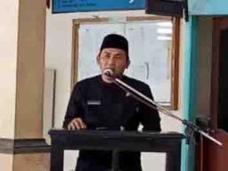 Pj Kepala Desa Beton Anti Bersalaman dengan Wartawan