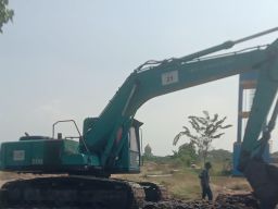 Diduga Melanggar Aturan, Proyek Pengerukan Embung di Desa Munggugebang di Stop Warga