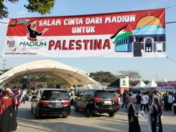 Ribuan Massa Gelar Aksi Damai, Mars "Viva Palestina" Menggema di Madiun Raya