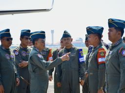 Komandan Puspenerbal Pimpin Apel Gelar Kelengkapan Latihan Operasi Laut