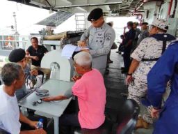 Bakamla RI Jemput 16 Nelayan Indonesia yang Ditangkap Malaysia