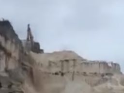 Komplotan Perusak Lingkungan di Kecamatan Panceng Divonis Ringan