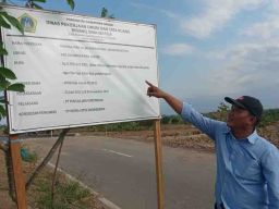 Mengulik Dugaan Penyimpangan Proyek Jalan di Desa Sidoraharjo