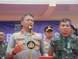 CCTV Rekam Kedua Eksekutor Pulang dan Pergi Usai Bakar Rumah Sempurna Pasaribu