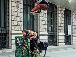 Vans Memperkenalkan Always Pushing