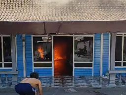 Lagi, Korsleting Listrik Musnahkan Rumah Milik Seorang Janda di Madiun