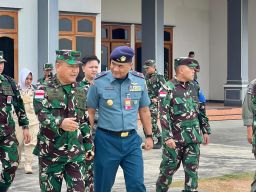 Wakil Komandan Puspenerbal Antar Keberangkatan Dankodiklat TNI