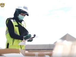 Kanwil Bea Cukai Kalbagbar Hibahkan Beras Hasil Tegahan ke Pemprov Kalbar