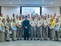 35 Pejabat Karantina Teknisi Pengendali Hama dan Penyakit Ikan BKHIT Jatim Dilantik