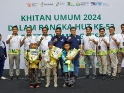 Petrokimia Gresik Gelar Khitanan Gratis untuk Ratusan Anak Sekitar Perusahaan