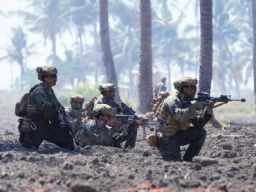 Pendaratan Pasukan Gabungan Multinasional Tandai Operasi Amfibi Di Pantai Banongan