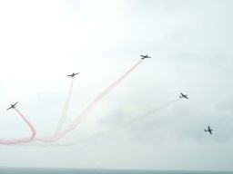 Danpuspenerbal Saksikan Sailing Pass di Geladak KRI RJW 992