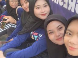 Expo UKM Unmuh Gresik Memeriahkan Masa Ta’aruf Unmuh Gresik di Hari Kedua