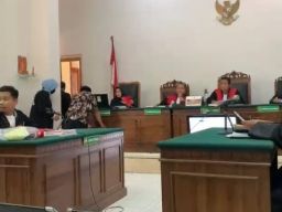 7 Mantan staf CV Belia Cosmetic Mulai Disidang
