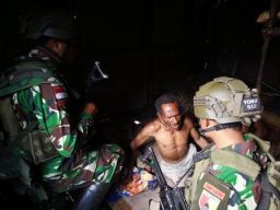 Respons Cepat Satgas Yonif 512 QY Adanya Keluhan di Masyarakat