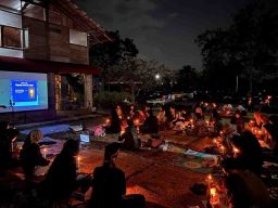 Nyala untuk Nia Kurniasari