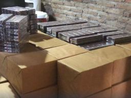 Rumah di Mojogedang Menyimpan 400 Ribu Batang Rokok Ilegal