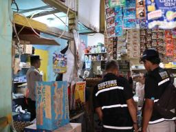 Ratusan Botol Miras Disita Petugas Gabungan Polres Tanjung Jabung Barat