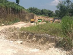 Tambang Diduga Ilegal Beroperasi di Desa Pule Lamongan