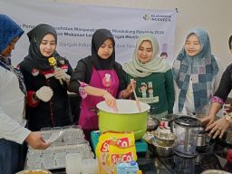 Solusi Bangun Indonesia Dukung Pelatihan Pengolahan Makanan di Tuban