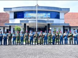 Komandan Puspenerbal Terima Courtesy Call Komandan Pasmar 2 Surabaya