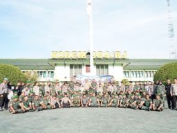 Kapolresta Sidoarjo Beri Kejutan ke Korem Bhaskara Jaya di HUT TNI