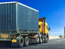 CV Nuansa Nusantara Studio Ekspor 4,8 Ton Produk Rumah Tangga ke Malaysia