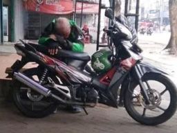 Mewawancarai Abang Ojol Mengungkap Fakta Betapa "Cerdasnya" Bisnis Ojol
