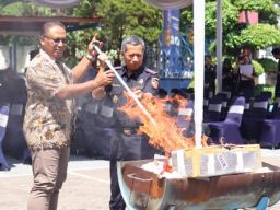 Bea Cukai Juanda Musnahkan Barang Ilegal Senilai Rp 86 Miliar