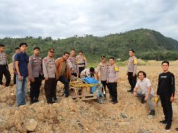 Polres Sijunjung Segel 2 Lokasi Tambang Emas Ilegal