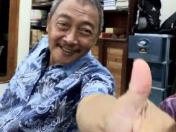 Mengenang Almarhum Purnomo, Wartawan Surabaya Post yang Berdedikasi Tinggi