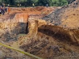 Lokasi Tambang PT Kayan Putra Utama Coal Dipasang Police Line