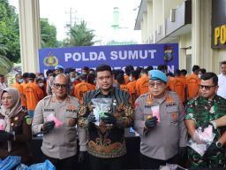 Personel Gabungan Grebek Dua Sarang Narkoba di Medan