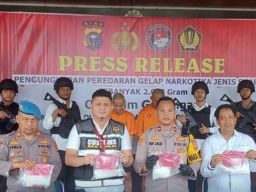Bea Cukai dan Polres Siak Gagalkan Penyelundupan 2.600 Gram Sabu-sabu