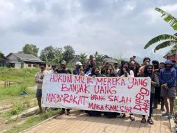 Kisruh Tambang, Aksi Warga Desa Mekarsari : Hukum Milik Mereka yang Banyak Uang