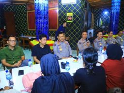 Kadiv Humas Polri Silaturahmi Bersama Wartawan