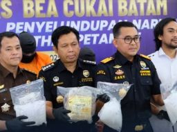 Sindikat Libatkan Pasangan dan Keluarga Terlibat Penyelundupan 10,95 kg Sabu