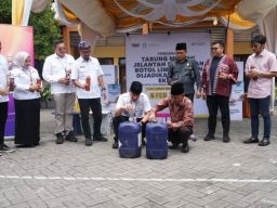 Program Tabung Minyak Jelantah Siswa Diluncurkan di SDN Kemayoran 1 Bangkalan