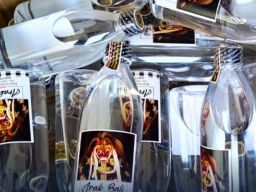 Bea Cukai Gagalkan Pengiriman Minuman Beralkohol Ilegal di Tol Semarang Batang