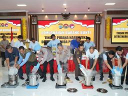 Polda Kalimantan Timur Musnahkan 32 Kg Sabu