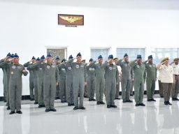 36 Perwira Penerbangan TNl AL Naik Pangkat