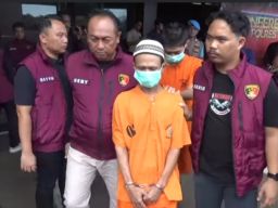 Aksi Bejat Seorang Sopir Ancam Gadis dengan Pistol Mainan Lalu Memperkosanya