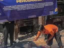 Bea Cukai Juanda Musnahkan Produk Impor, dari Tas hingga Skincare