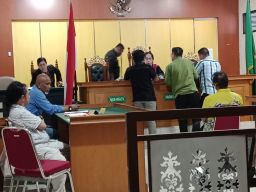 Sidang Kedua Pra Peradilan Penetapan Tersangka Pimred Beritamorut Memanas