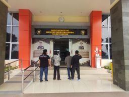 Warga Desa Gadingwatu Bikin Petisi Dukung Polres Gresik Tuntaskan Laporan Korupsi