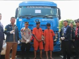 Polda Sumatera Selatan Ungkap Kasus Penyalahgunaan BBM Ilegal