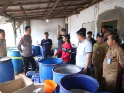 Bos Pupuk Cair CV Salmar Argo Sejahtera Dituntut 1 Tahun Penjara