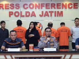 Ditreskrimsus Polda Jawa Timur Ungkap Kasus Oplos LPG Subsidi ke non Subsidi