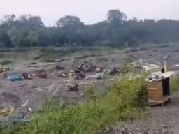 Penambang Pasir di Sungai Putih Gunung Gedang Disidang